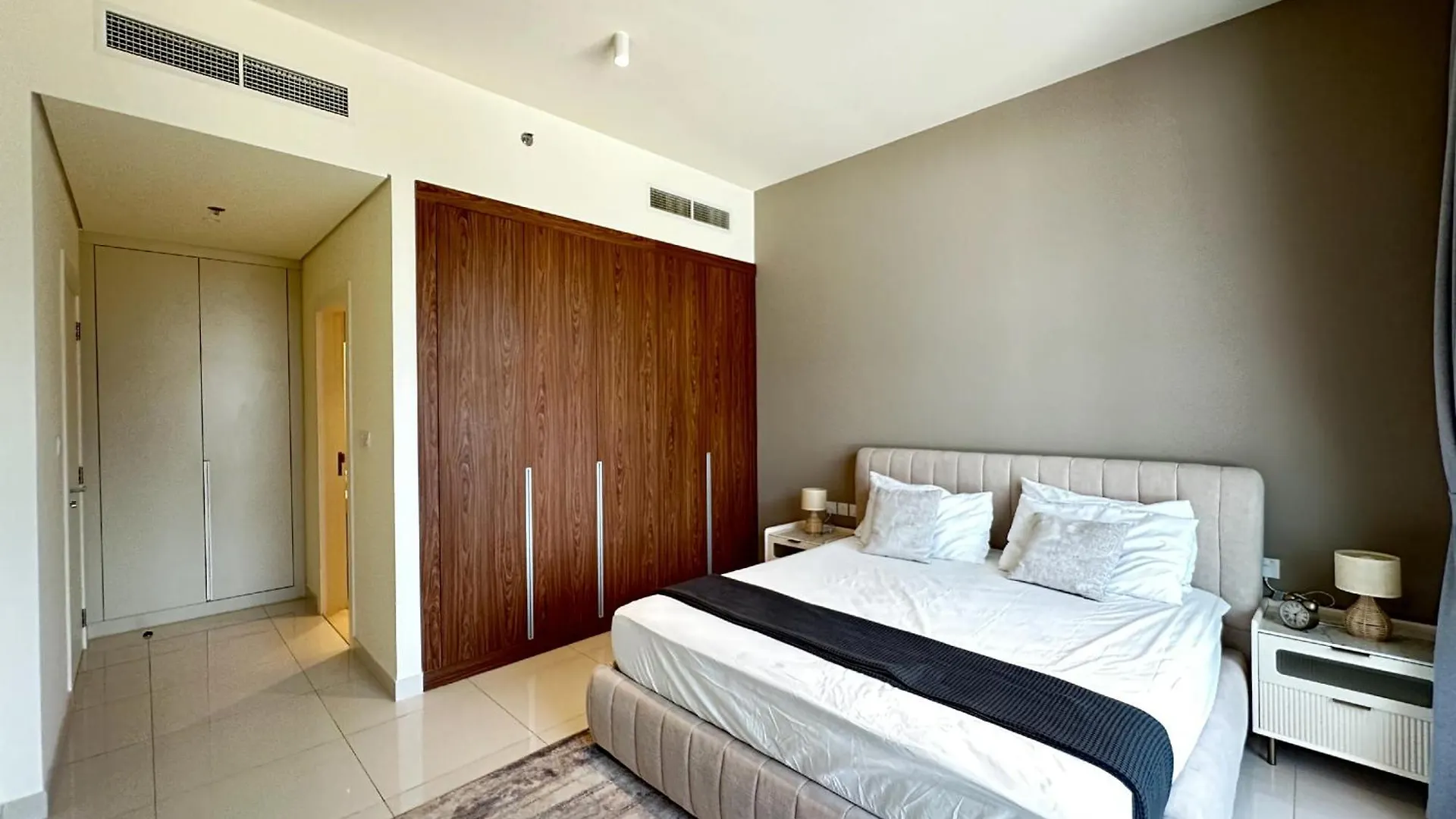 Chic 1-Bedroom Apartment In Dubai Silicon Oasis - By Alphatel Vacations 0*,