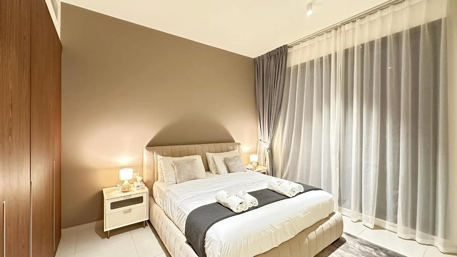 Chic 1-Bedroom Apartment In Dubai Silicon Oasis - By Alphatel Vacations