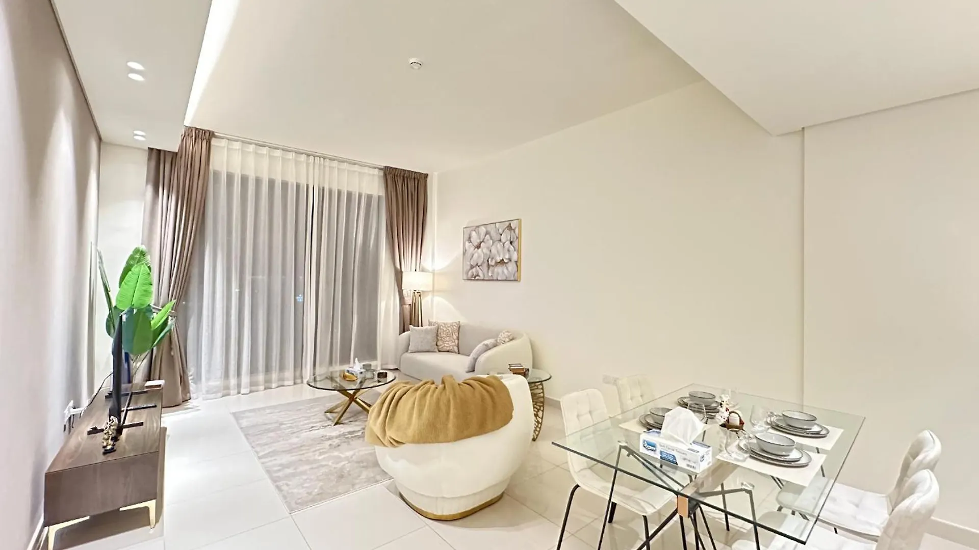 Chic 1-Bedroom Apartment In Dubai Silicon Oasis - By Alphatel Vacations