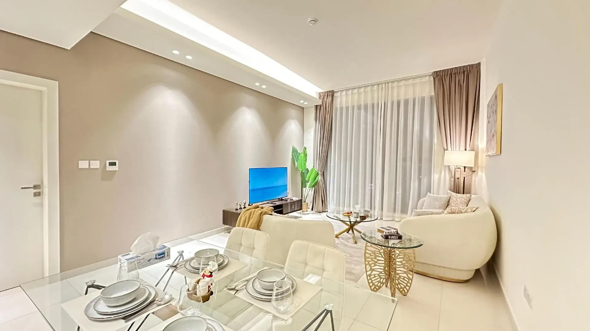 Chic 1-Bedroom Apartment In Dubai Silicon Oasis - By Alphatel Vacations