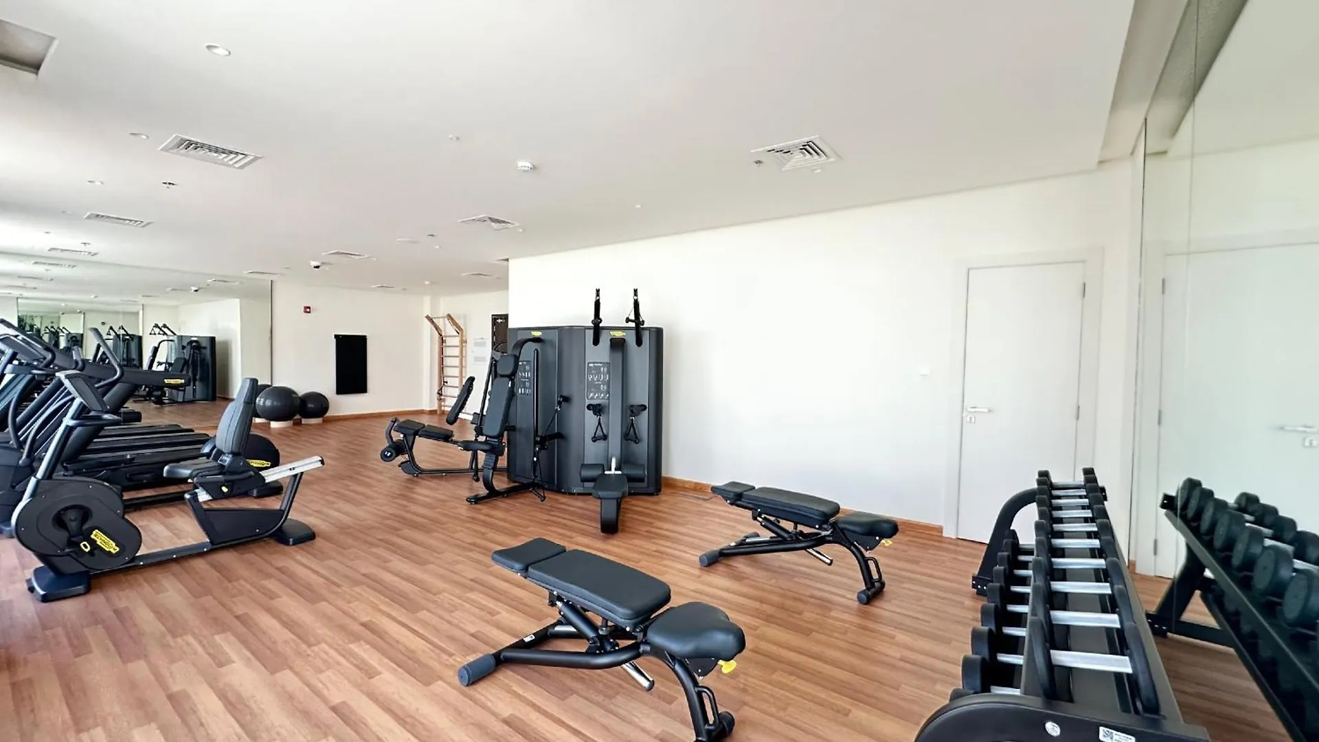Chic 1-Bedroom Apartment In Dubai Silicon Oasis - By Alphatel Vacations