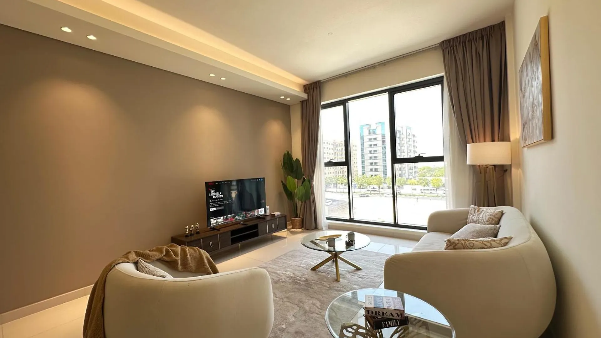 Chic 1-Bedroom Apartment In Dubai Silicon Oasis - By Alphatel Vacations