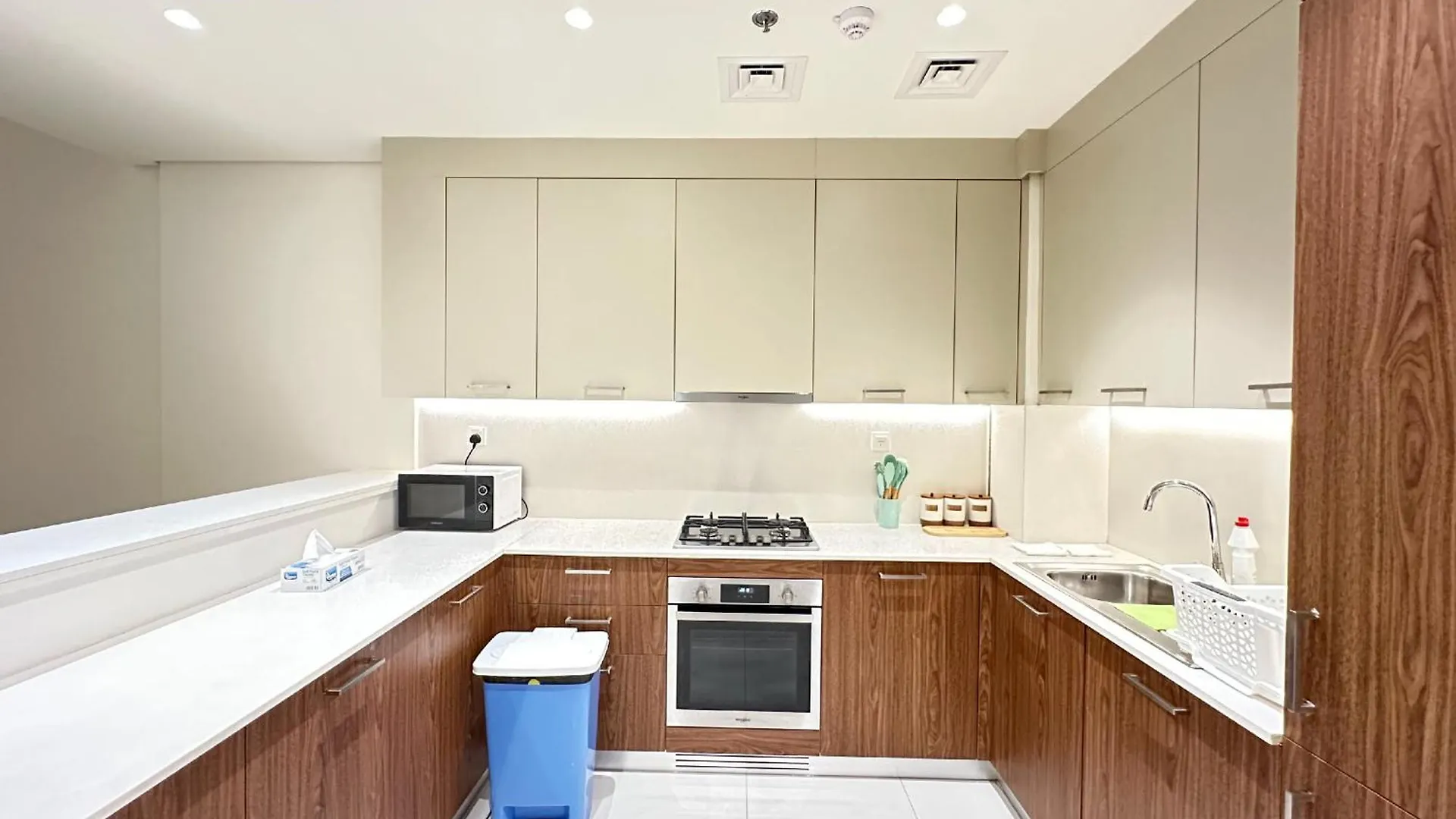 Chic 1-Bedroom Apartment In Dubai Silicon Oasis - By Alphatel Vacations 0*,  United Arab Emirates